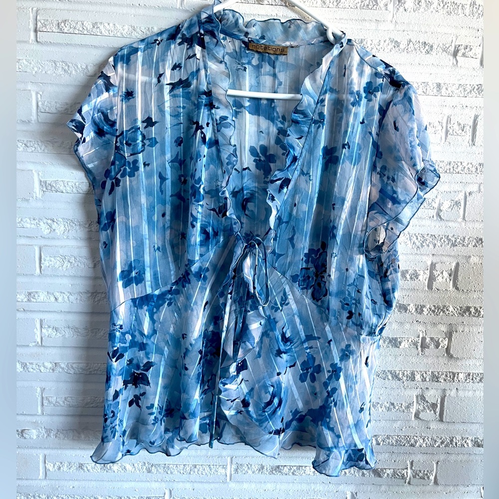 Notations cover blouse